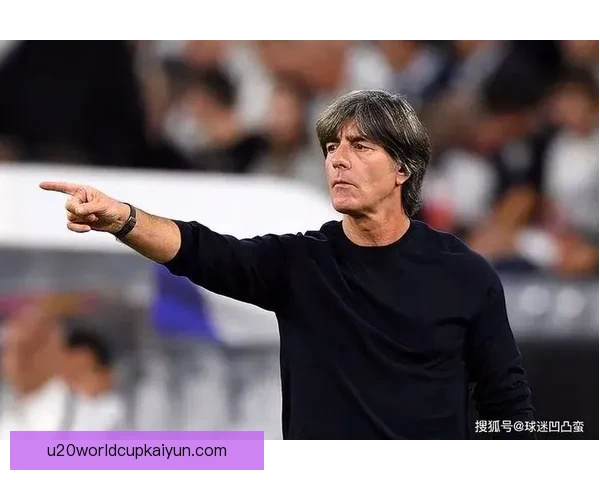 塔瓦雷斯在乌拉圭队执教期间展现出卓越的战术能力与领导力
