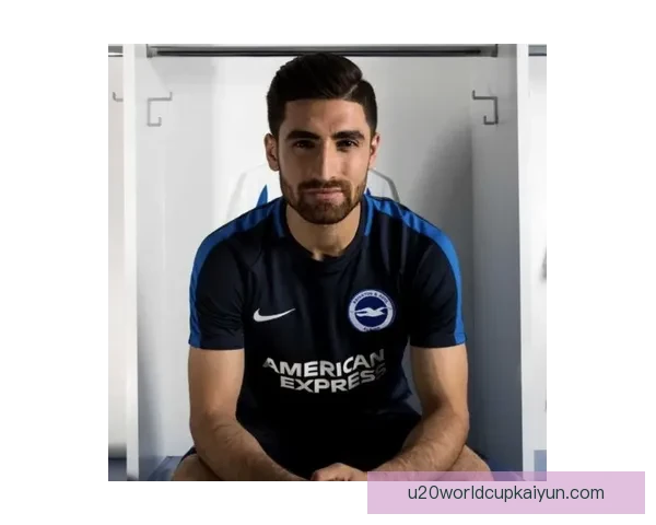 贾汉巴赫什盘带风格分析：技术特点与战术价值探讨